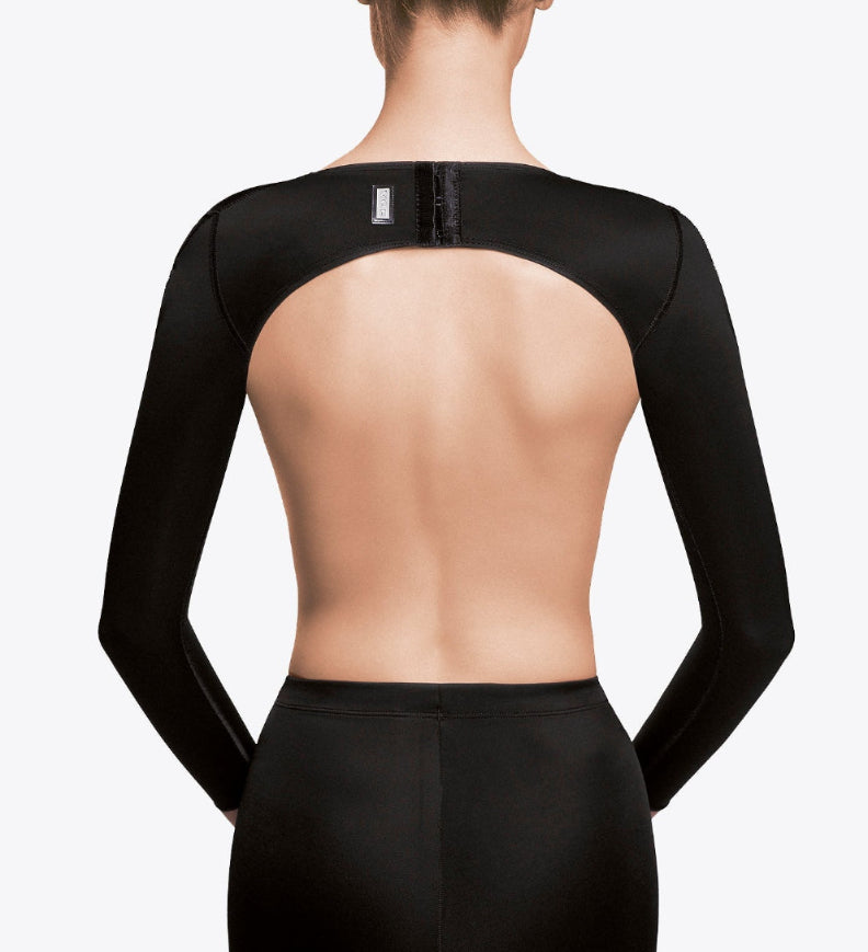 Liposuction sleeves with zipper