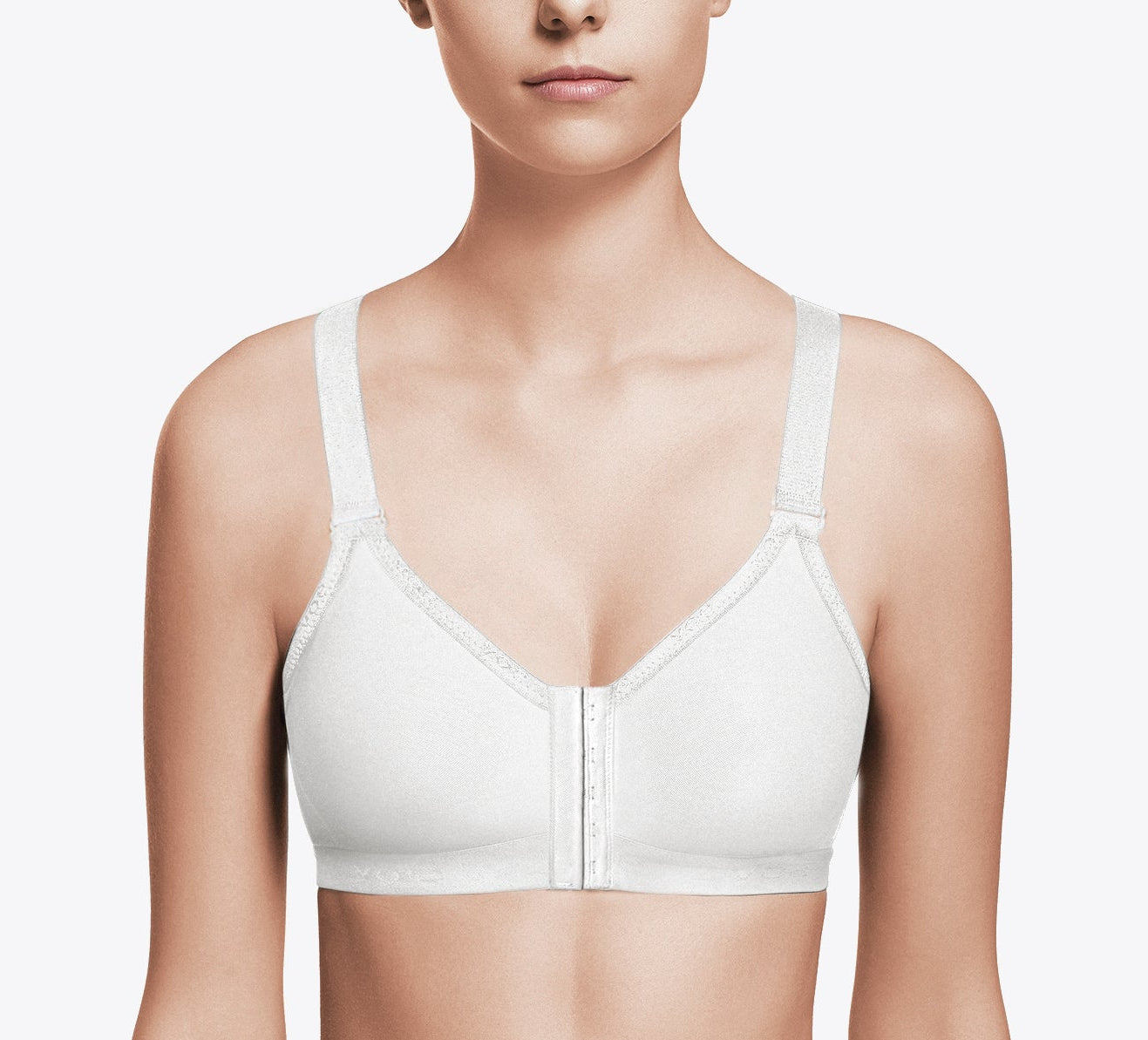Sport bra with front hooks