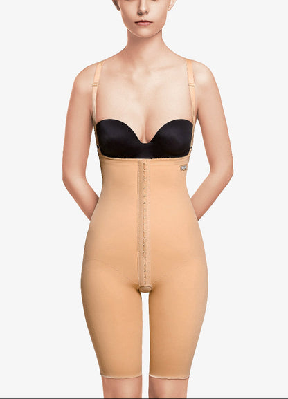 Abdominal belt above the knee with reinforcements