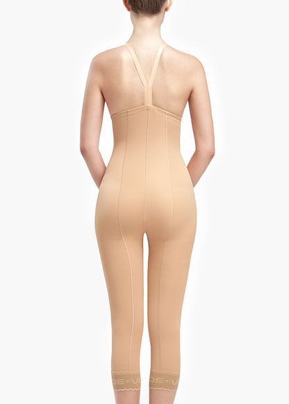 Abdominal belt below the knees